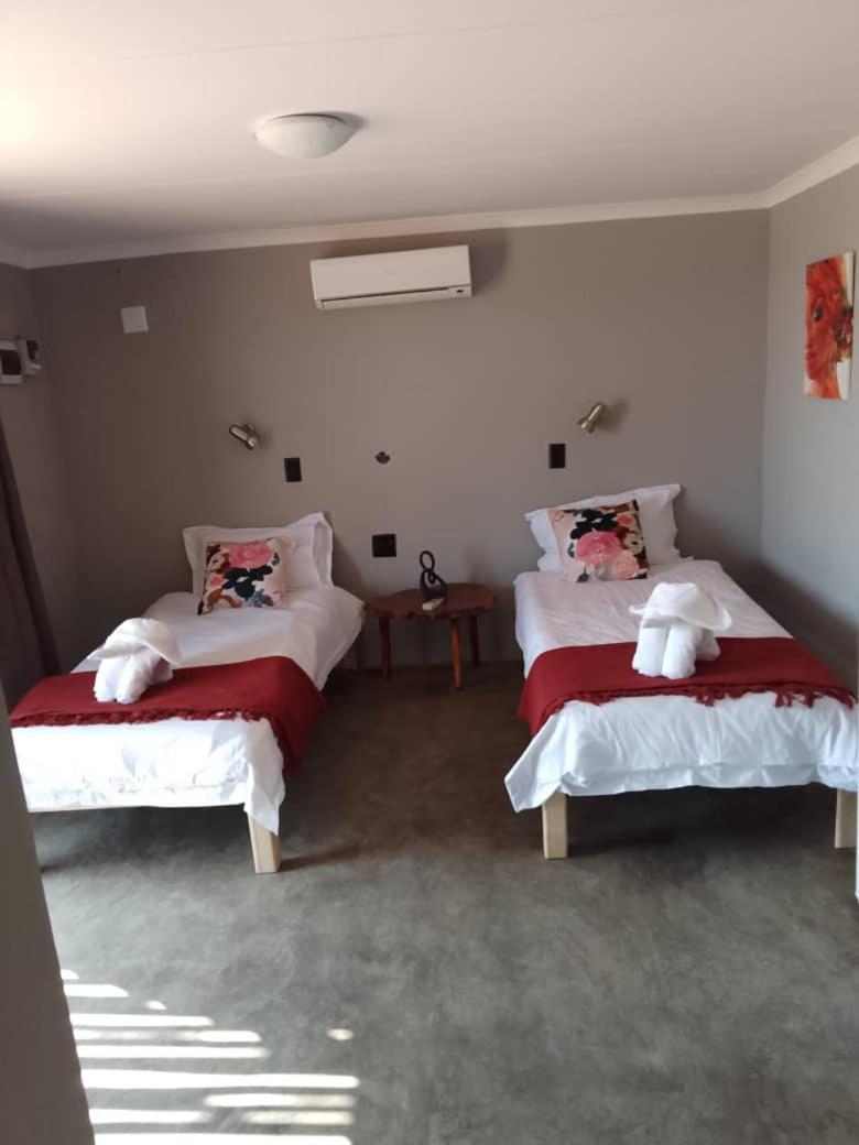 Petrified Forest Restcamp Khorixas Εξωτερικό φωτογραφία
